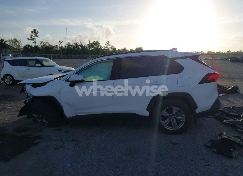 Photo 14 of 2024 Toyota Rav4 XLE (VIN 2T3W1RFV2RW337129)