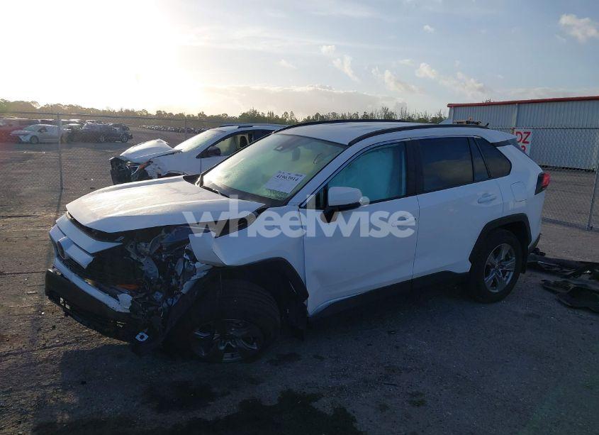 Photo 2 of 2024 Toyota Rav4 XLE (VIN 2T3W1RFV2RW337129)
