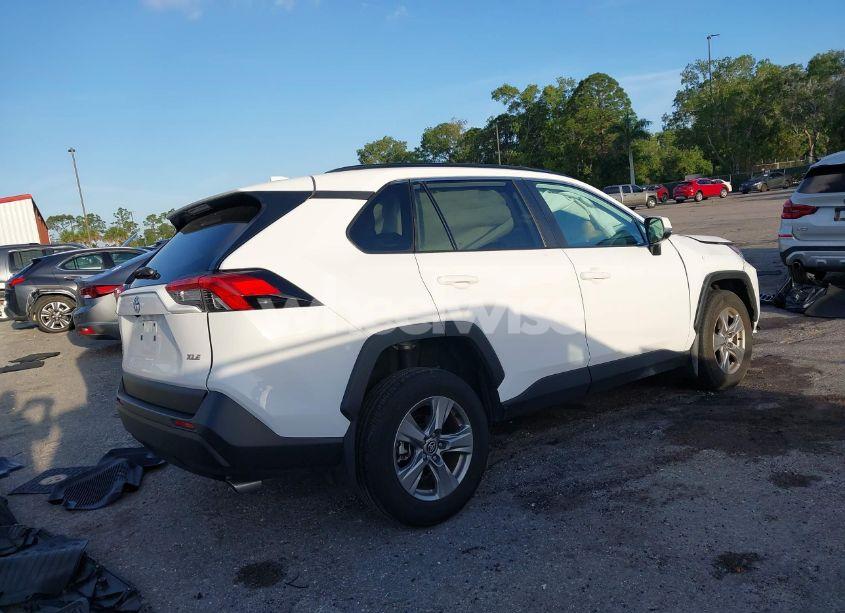 Photo 4 of 2024 Toyota Rav4 XLE (VIN 2T3W1RFV2RW337129)