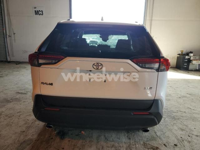 Photo 6 of 2025 TOYOTA RAV4 XLE (VIN 2T3W1RFV2SW381816)