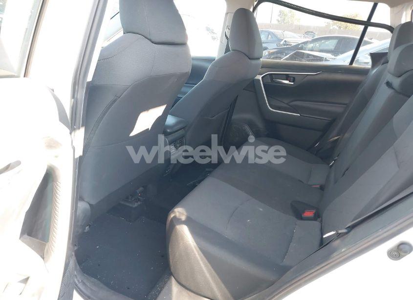 Photo 8 of 2019 Toyota Rav4 XLE (VIN 2T3W1RFV3KC002016)