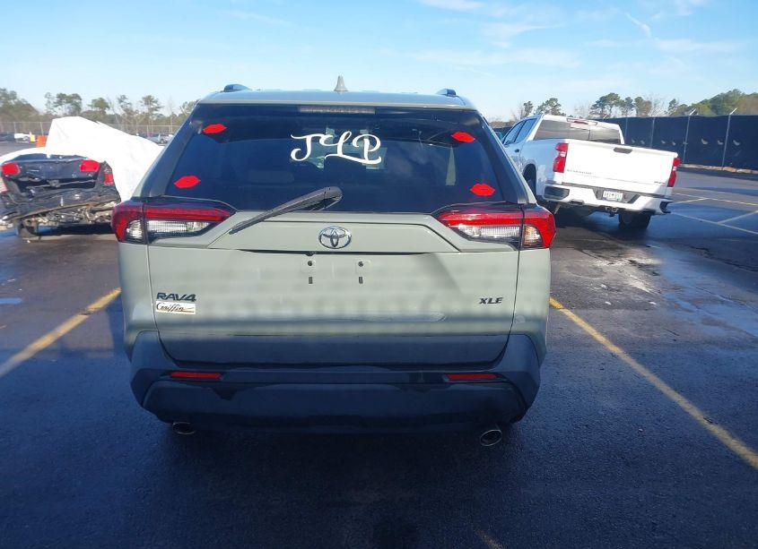 Photo 16 of 2020 Toyota Rav4 XLE (VIN 2T3W1RFV3LC072150)