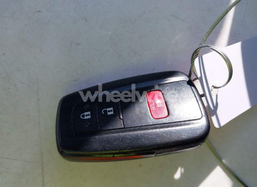 Photo 11 of 2021 Toyota Rav4 XLE (VIN 2T3W1RFV3MC123812)