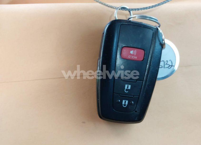 Photo 11 of 2021 Toyota Rav4 XLE (VIN 2T3W1RFV3MC127889)