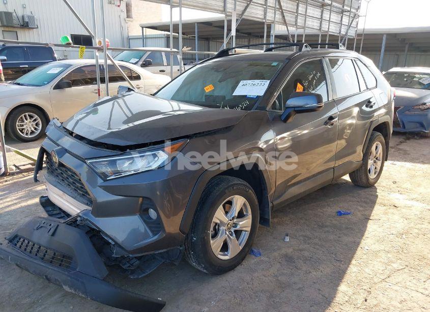 Photo 2 of 2021 Toyota Rav4 XLE (VIN 2T3W1RFV3MC127889)