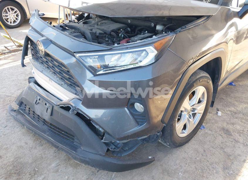 Photo 6 of 2021 Toyota Rav4 XLE (VIN 2T3W1RFV3MC127889)