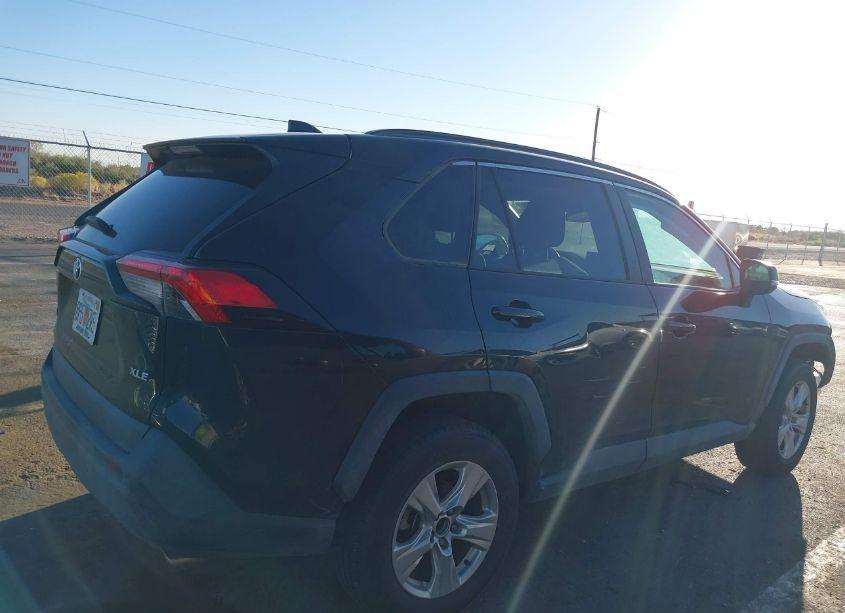 Photo 13 of 2021 Toyota Rav4 XLE (VIN 2T3W1RFV3MW113893)