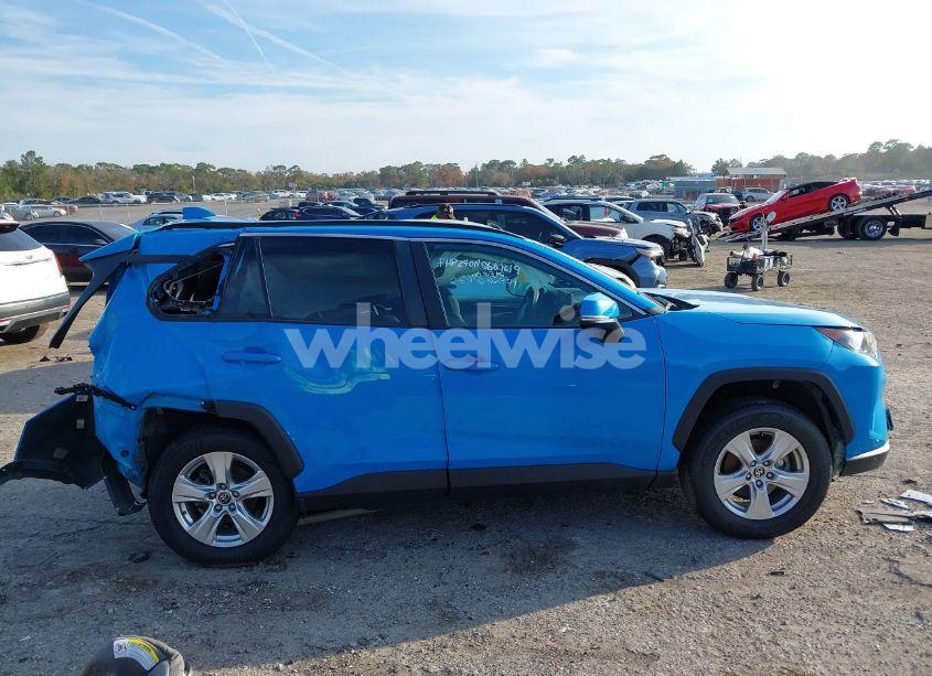 Photo 13 of 2021 Toyota Rav4 XLE (VIN 2T3W1RFV3MW156176)