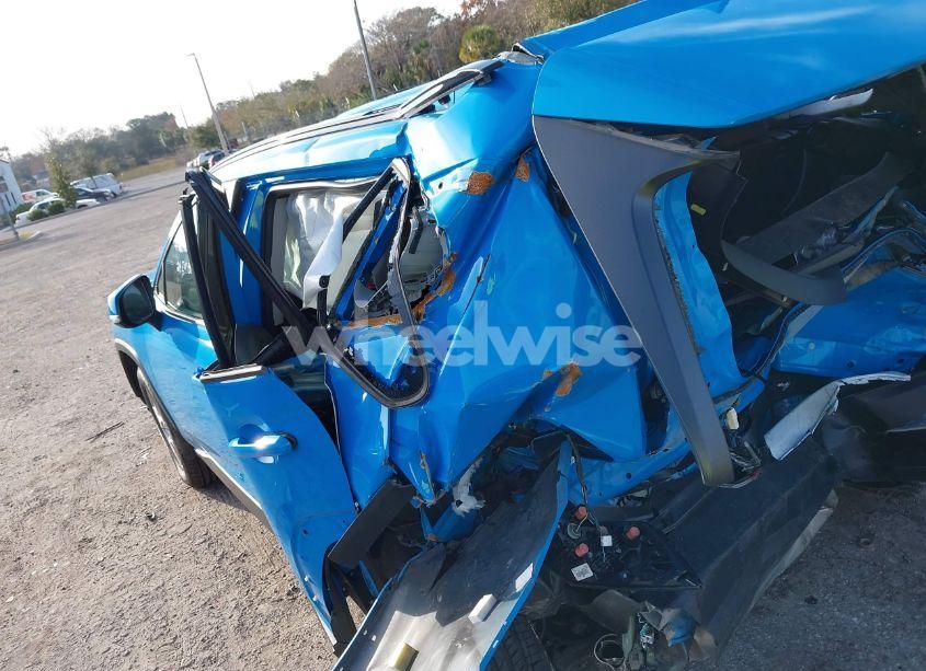 Photo 6 of 2021 Toyota Rav4 XLE (VIN 2T3W1RFV3MW156176)