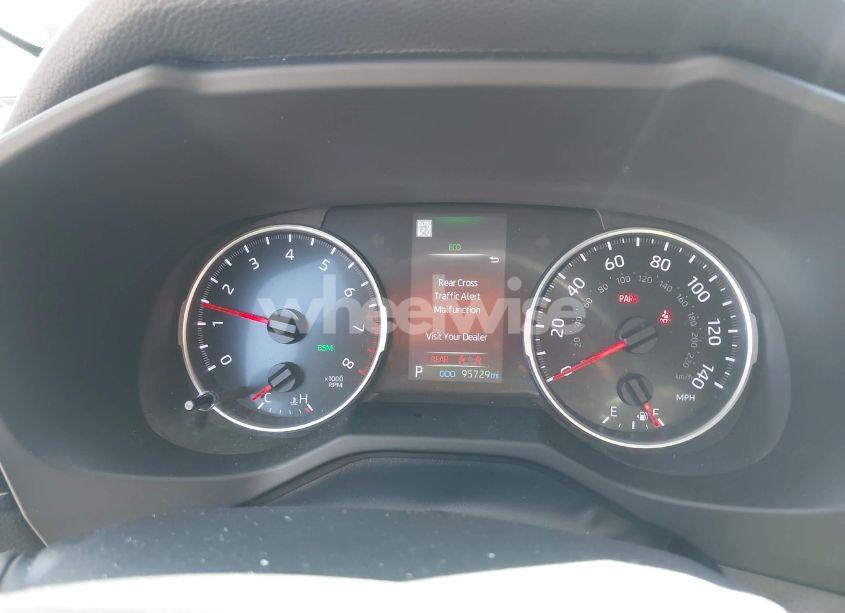 Photo 7 of 2022 Toyota Rav4 XLE (VIN 2T3W1RFV3NC177340)