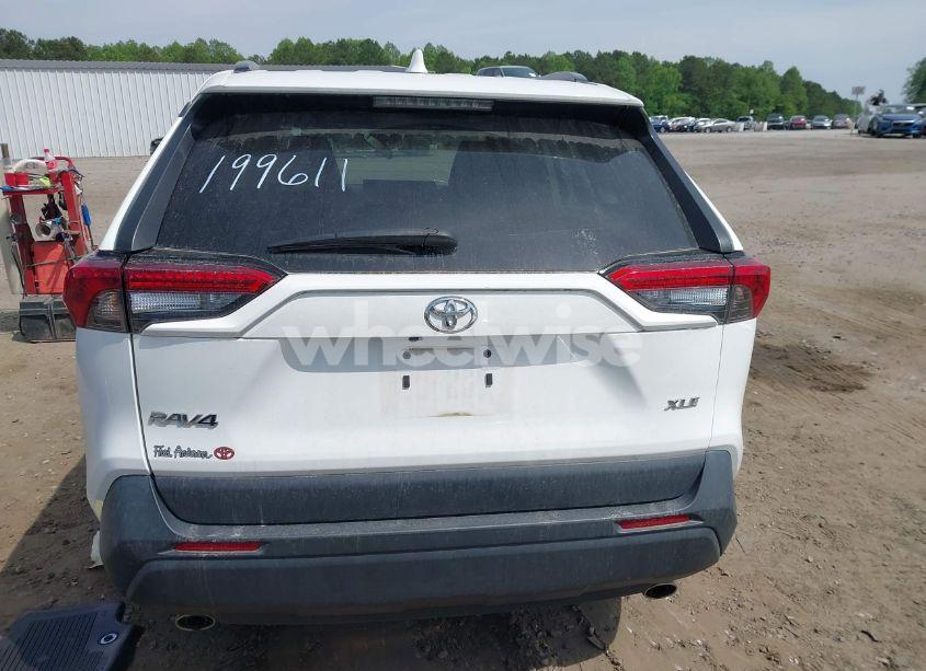 Photo 16 of 2022 Toyota Rav4 XLE (VIN 2T3W1RFV3NC199161)