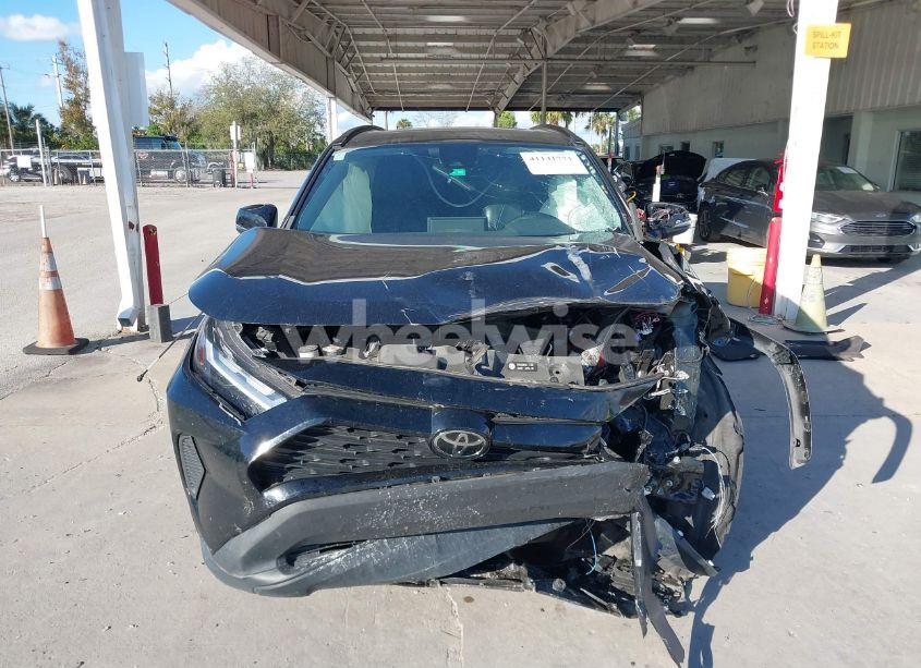Photo 12 of 2022 Toyota Rav4 XLE (VIN 2T3W1RFV3NC205105)