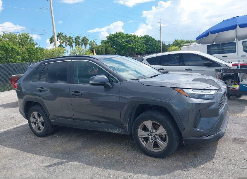 Photo 13 of 2023 Toyota Rav4 XLE (VIN 2T3W1RFV3PC228645)