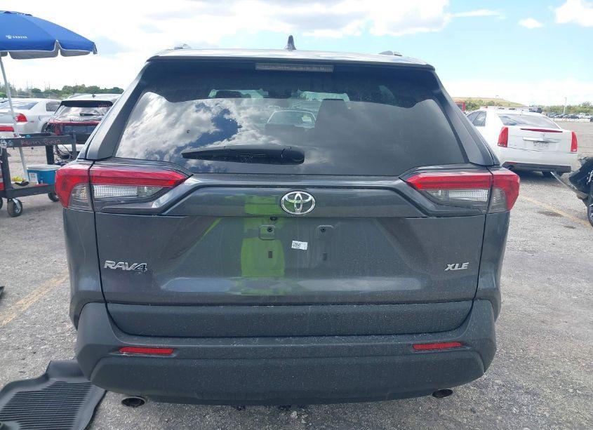 Photo 16 of 2023 Toyota Rav4 XLE (VIN 2T3W1RFV3PC228645)
