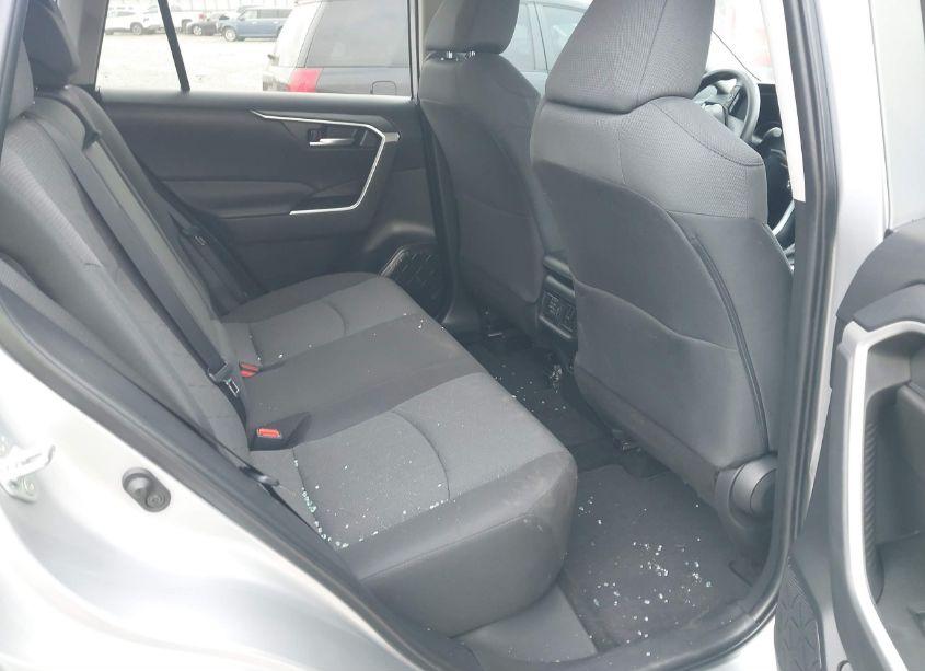 Photo 8 of 2024 Toyota Rav4 XLE (VIN 2T3W1RFV3RW305015)