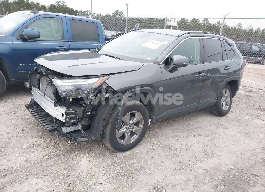 Photo 2 of 2024 Toyota Rav4 XLE (VIN 2T3W1RFV3RW332134)