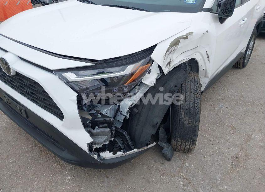 Photo 6 of 2024 Toyota Rav4 XLE (VIN 2T3W1RFV3RW333655)