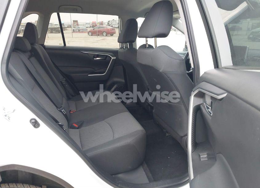 Photo 8 of 2024 Toyota Rav4 XLE (VIN 2T3W1RFV3RW333655)