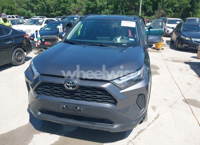 Photo 12 of 2025 Toyota Rav4 XLE (VIN 2T3W1RFV3SC321092)