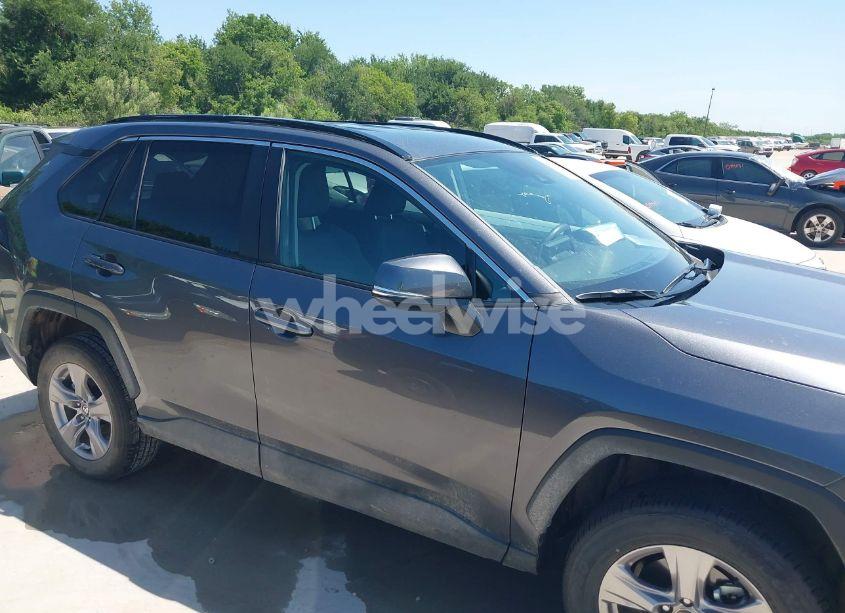 Photo 13 of 2025 Toyota Rav4 XLE (VIN 2T3W1RFV3SC321092)