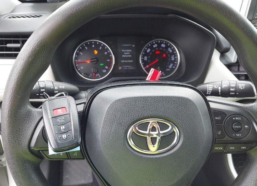 Photo 11 of 2019 Toyota Rav4 XLE (VIN 2T3W1RFV4KC022288)