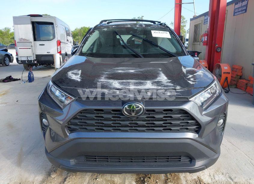 Photo 13 of 2020 Toyota Rav4 XLE (VIN 2T3W1RFV4LC064395)