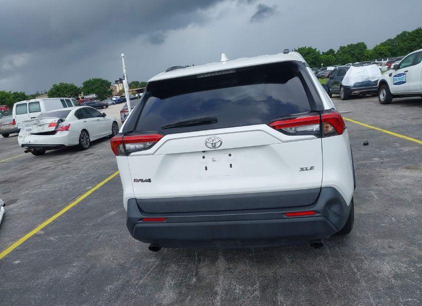 Photo 19 of 2020 Toyota Rav4 XLE (VIN 2T3W1RFV4LC069371)