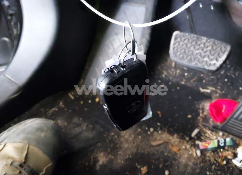 Photo 11 of 2020 Toyota Rav4 XLE (VIN 2T3W1RFV4LC072240)