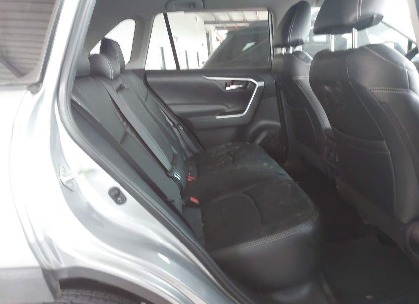 Photo 8 of 2021 Toyota Rav4 XLE (VIN 2T3W1RFV4MC086124)