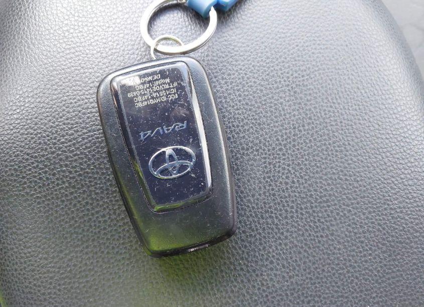 Photo 11 of 2021 Toyota Rav4 XLE (VIN 2T3W1RFV4MC089251)