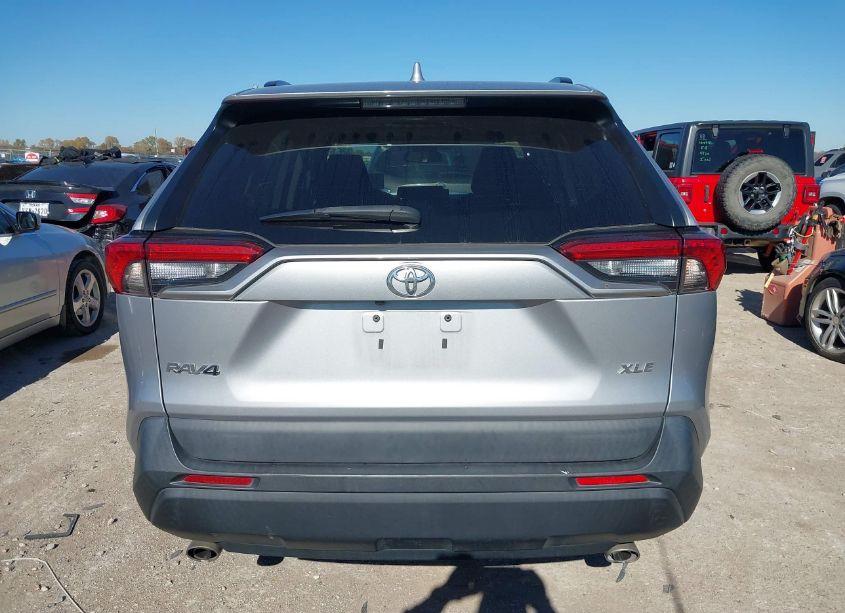 Photo 16 of 2021 Toyota Rav4 XLE (VIN 2T3W1RFV4MC131286)