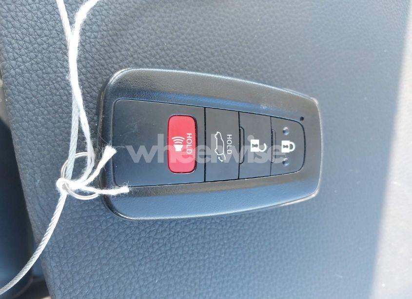 Photo 11 of 2021 Toyota Rav4 XLE (VIN 2T3W1RFV4MC138397)