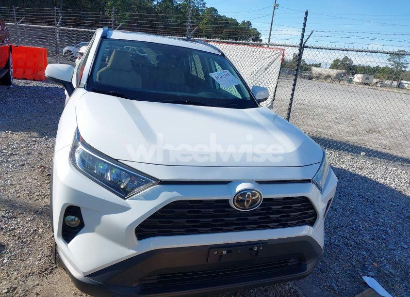 Photo 12 of 2021 Toyota Rav4 XLE (VIN 2T3W1RFV4MC140487)