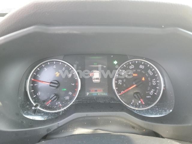 Photo 6 of 2021 TOYOTA RAV4 XLE (VIN 2T3W1RFV4MC146208)