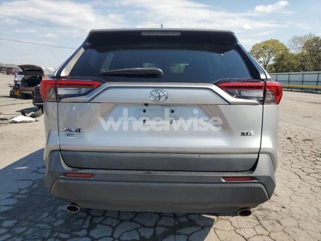 Photo 9 of 2021 TOYOTA RAV4 XLE (VIN 2T3W1RFV4MC146208)