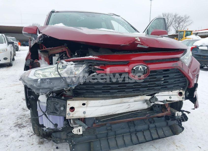 Photo 6 of 2021 Toyota Rav4 XLE (VIN 2T3W1RFV4MW153495)