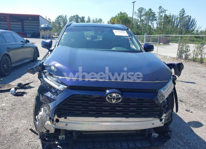 Photo 12 of 2022 Toyota Rav4 XLE (VIN 2T3W1RFV4NW189687)