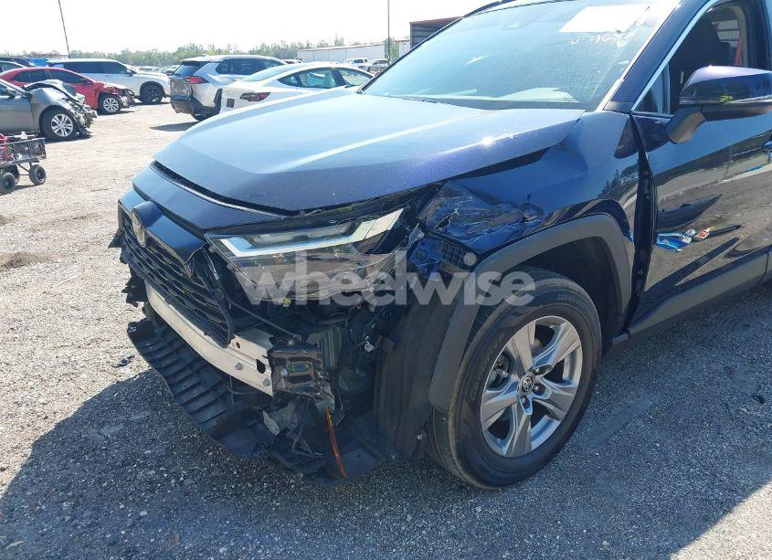 Photo 18 of 2022 Toyota Rav4 XLE (VIN 2T3W1RFV4NW189687)