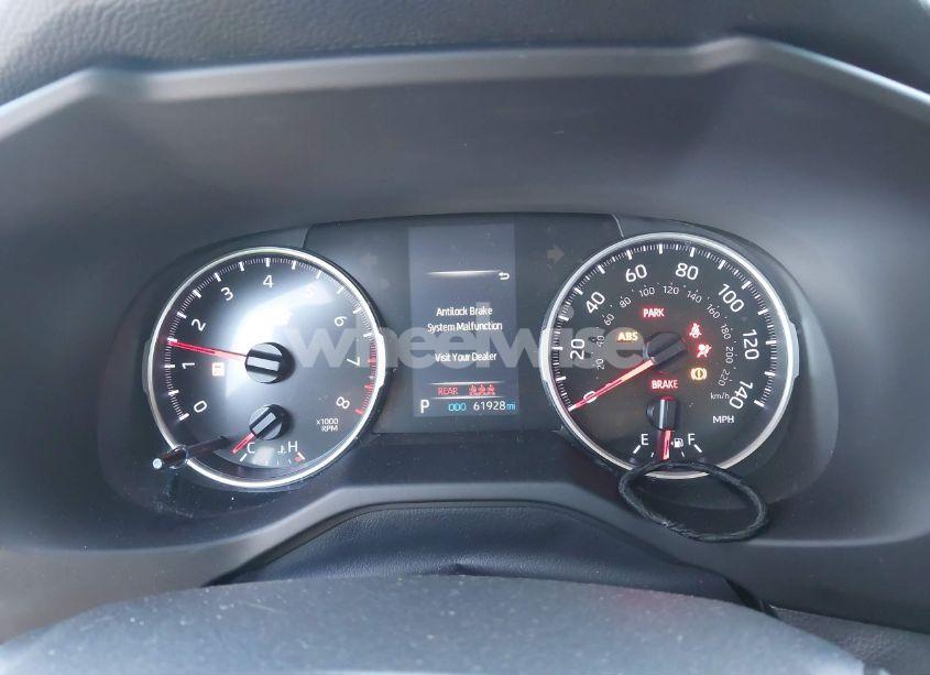 Photo 7 of 2022 Toyota Rav4 XLE (VIN 2T3W1RFV4NW189687)