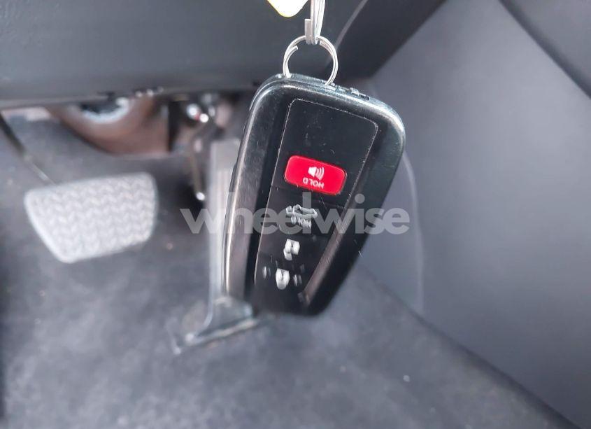 Photo 11 of 2022 Toyota Rav4 XLE (VIN 2T3W1RFV4NW192685)