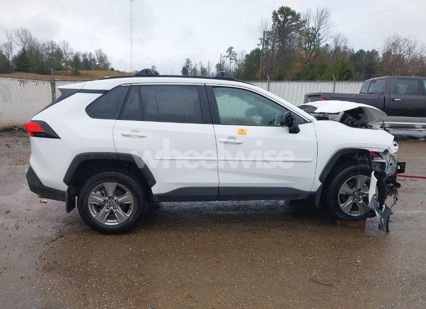 Photo 14 of 2023 Toyota Rav4 XLE (VIN 2T3W1RFV4PW299450)