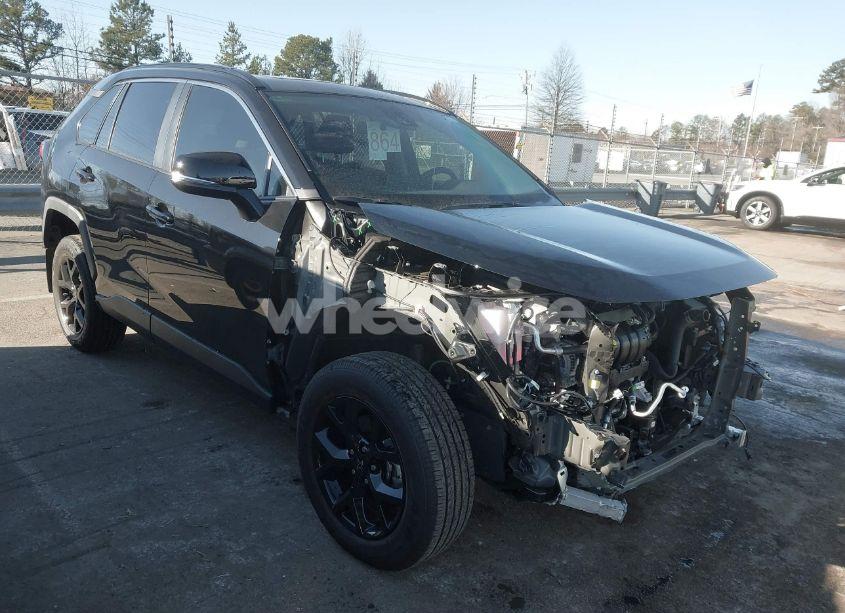 2024 Toyota Rav4 XLE (VIN 2T3W1RFV4RC261527) main photo