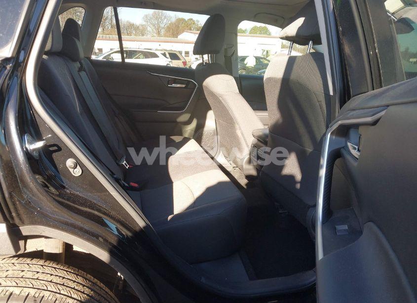 Photo 8 of 2024 Toyota Rav4 XLE (VIN 2T3W1RFV4RC261527)