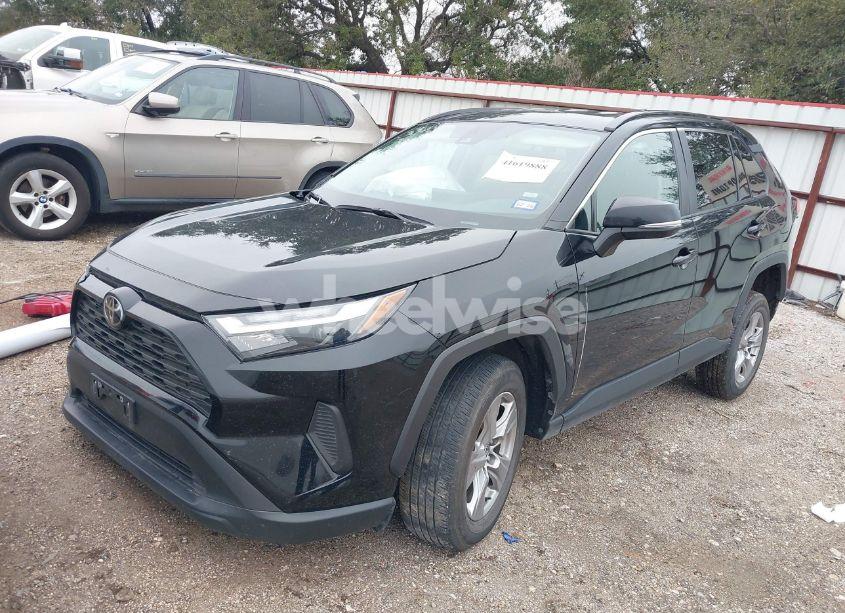 Photo 2 of 2024 Toyota Rav4 XLE (VIN 2T3W1RFV4RC272351)