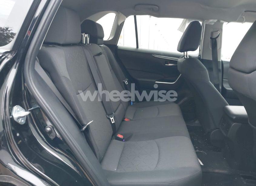 Photo 8 of 2024 Toyota Rav4 XLE (VIN 2T3W1RFV4RC272351)