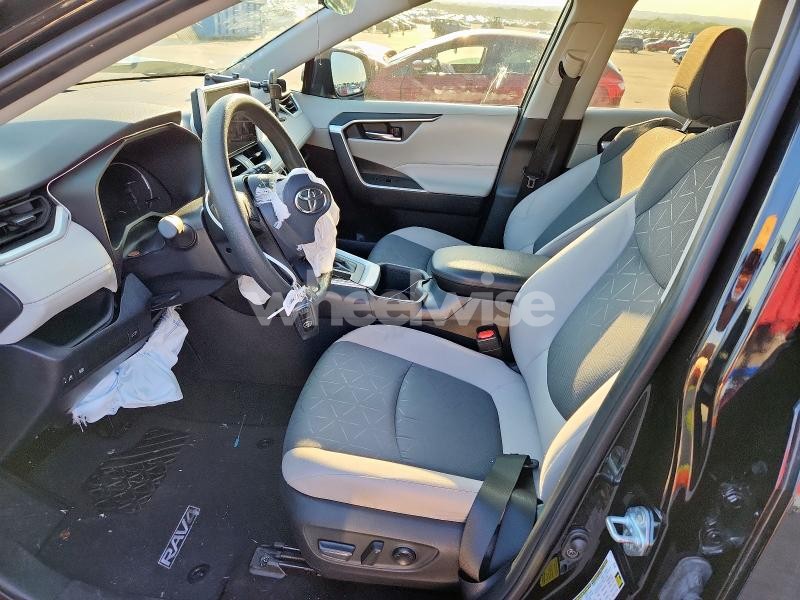 Photo 13 of 2024 TOYOTA RAV4 XLE (VIN 2T3W1RFV4RC274987)