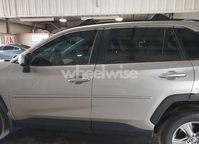 Photo 15 of 2024 Toyota Rav4 XLE (VIN 2T3W1RFV4RC276819)