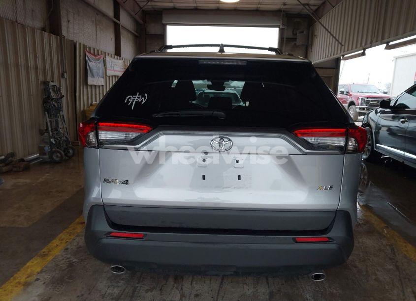 Photo 17 of 2024 Toyota Rav4 XLE (VIN 2T3W1RFV4RC276819)