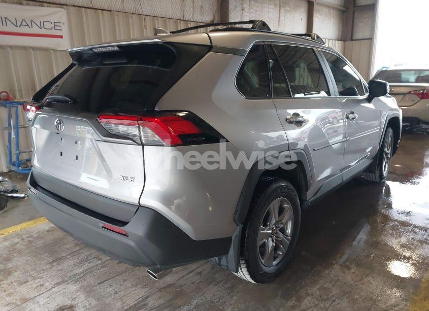 Photo 4 of 2024 Toyota Rav4 XLE (VIN 2T3W1RFV4RC276819)