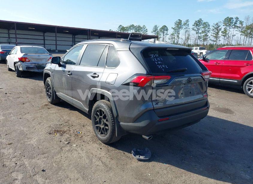 Photo 3 of 2024 Toyota Rav4 XLE (VIN 2T3W1RFV4RC292759)